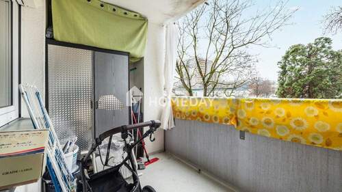 Loggia 1 - 4 Zimmer Etagenwohnung zum Kaufen in Freiburg im Breisgau