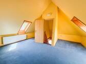 6. Schlafzimmer Dachboden.JPG - 