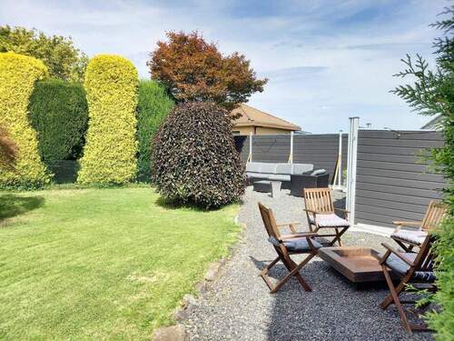 Feuerstelle und Terrasse - 