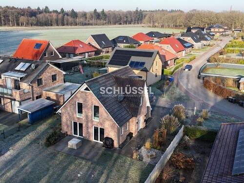 Rückansicht - Einfamilienhaus mit 147,00 m&sup2; in Bockhorn zum Kaufen