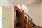 Treppen zum Keller und OG - 