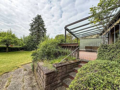 Terrasse - 7 Zimmer Einfamilienhaus in Lehrte