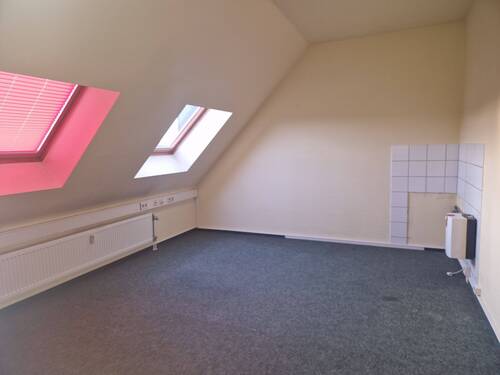 Raum .jpg - 