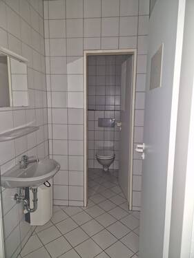 WC.jpg - 