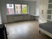 Wohnen/Schlafen - Renovierte 1-Zimmer-Wohnung mit Küchenzeile in Nürnberg - Stadteil Gärten h.d. Veste