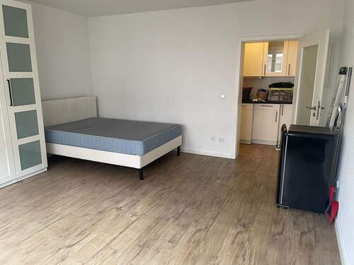 Wohnen/Schlafen - 1 Zimmer Etagenwohnung zur Miete in Nürnberg