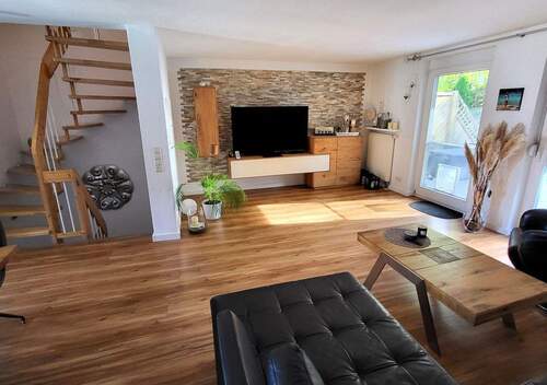 Wohnbereich - Ansprechendes, modernisiertes Reihenmittelhaus mit hoher Energieeffizienz und hohem Wohnkomfort