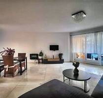 Charmante 2,5 Zi. Wohnung mit gehobene Ausstattung und Loggia in perfekter Lage in Baden-Baden!!!