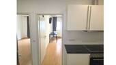 Flur mit Küche - 2 Zimmer Etagenwohnung zum Kaufen in Karlsruhe