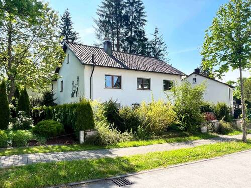 Bild 2 - 4 Zimmer Einfamilienhaus zum Kaufen in Bad Dürrheim