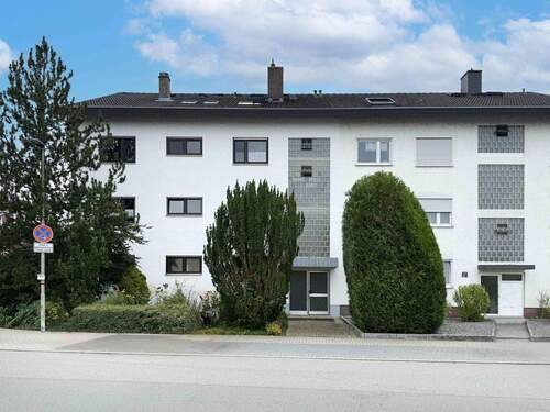 Hausansicht - 4 Zimmer Etagenwohnung zum Kaufen in Ketsch