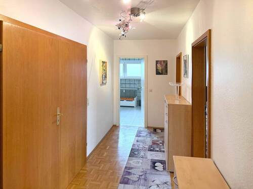 Diele - 4 Zimmer Etagenwohnung in Ketsch