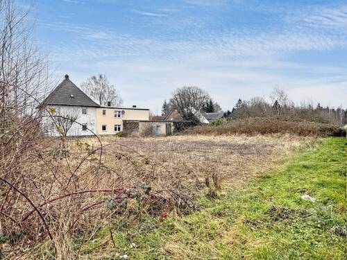 Grundstück vorderer Bereich - 