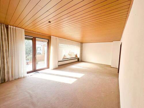 Wohnzimmer - Einfamilienhaus mit 135,10 m&sup2; in Achim zum Kaufen