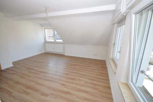 Wohnen - 3 Zimmer Etagenwohnung zur Miete in Öhningen