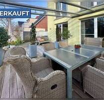 Wohnkomfort auf drei Ebenen - stilvolle Architektur trifft hochwertige Ausstattung - Bocholt / Biemenhorst