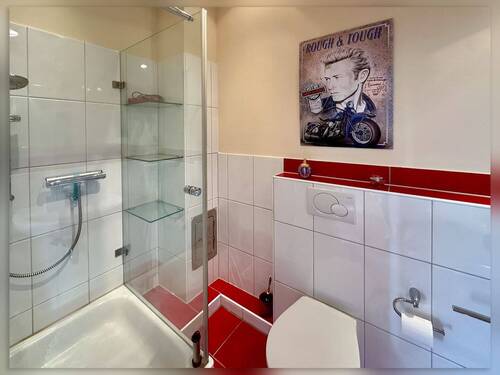 Duschbad im Spitzboden - 