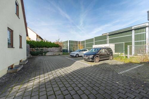 Parkplatz - 