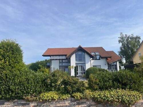 Anliegerverkehr - Einfamilienhaus mit 220,00 m² in Niedereschach zum Kaufen