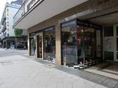 Eingangsbereich/ Schaufenster - 