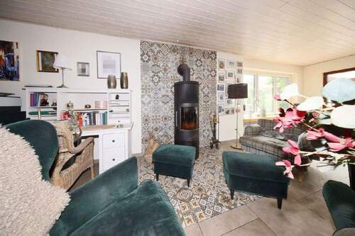 Wohnbereich mit Kaminofen - 