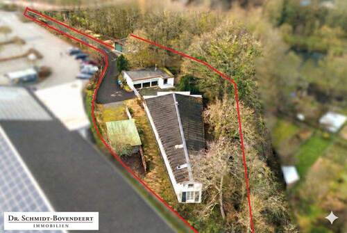 Bild 1 - Großzügiges Anwesen mit Doppelgarage und verschiedenen Nutzungsmöglichkeiten! Ca. 3.397 m² Grundstück!