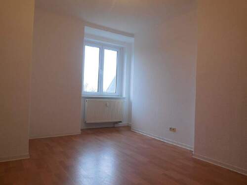 04 Kind Musterfoto.jpg - Etagenwohnung mit 75,30 m&sup2; in Riesa zur Miete