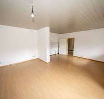 Hell und modern gehaltene Eigentumswohnung mit Balkon in zentraler Lage von Saarbrücken