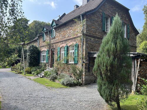 Bild 4 - Einfamilienhaus mit 220,00 m&sup2; in Hellenthal zum Kaufen