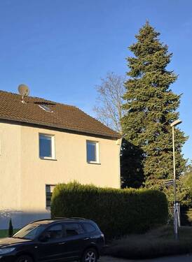 Titelbild - 5 Zimmer Doppelhaushälfte zum Kaufen in Düsseldorf