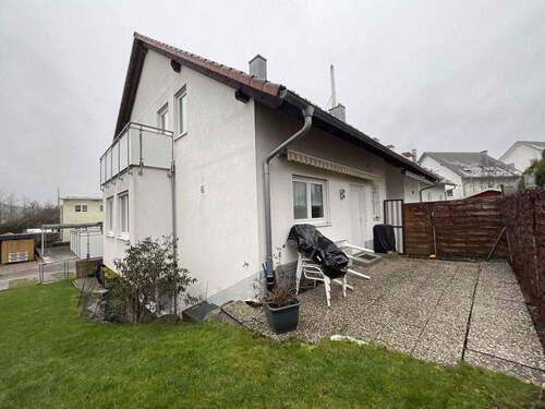 Rückansicht_www.villingen.immobilien - Doppelhaushälfte in schöner Lage!