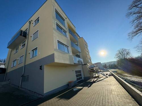 Zufahrt Tiefgarage - 3 Zimmer Terrassenwohnung in Lauchheim