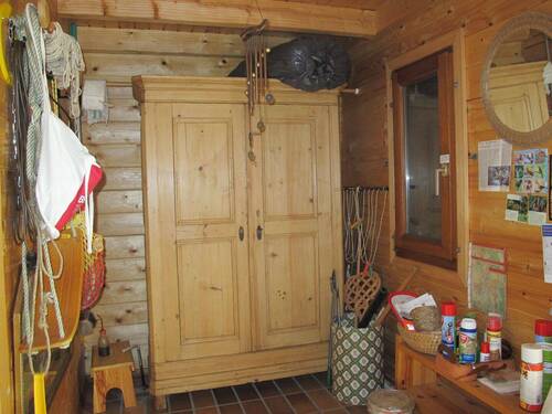 Vorraum mit Schrank-Garderobe.JPG - 