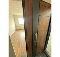 ! ERSTBEZUG ! Wohnen in Familiengerechter Lage - Schneeberg Neustädtel