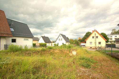 Blick zur Strasse - Grundstück zum Kaufen in Waibstadt