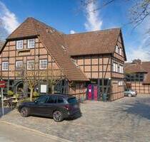 Einmaliges Gebäude-Ensemble in historischen Zentrum von Hittfeld - Seevetal - Hittfeld