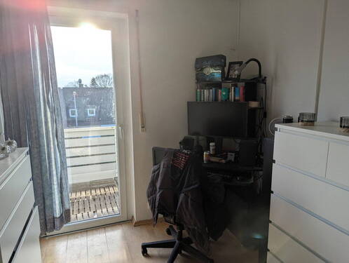 3.Schlafzimmer mit Balkon - 