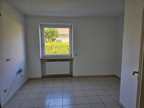 Küche - 4 Zimmer Etagenwohnung zur Miete in Altötting
