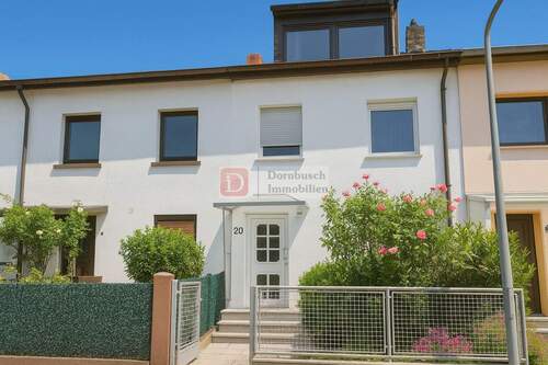 Hausansicht - Reihenmittelhaus mit 92,00 m² in Frankfurt am Main zum Kaufen