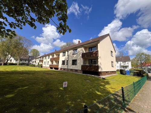 Aussenansicht - sofort frei 4 Zimmer-Wohnung in Pinneberg