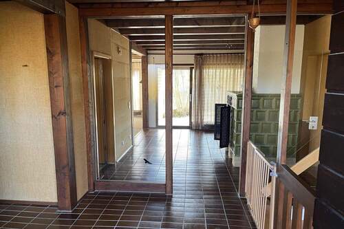 Windfang mit Blick in Essdiele - 