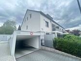 Zugang Hauseingang - 2 Zimmer Etagenwohnung in Nürnberg / Eibach