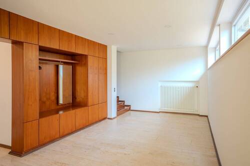 Eingangsbereich Souterrain - 6 Zimmer Einfamilienhaus in Stadtoldendorf