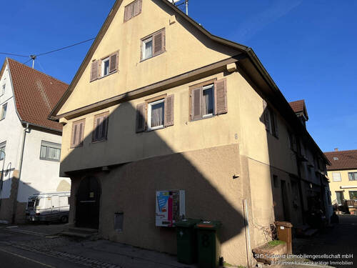 Hausansicht - 5 Zimmer Einfamilienhaus zum Kaufen in Korntal-Münchingen