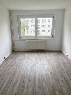 2. Zimmer - Etagenwohnung mit 75,00 m&sup2; in Annaburg zur Miete