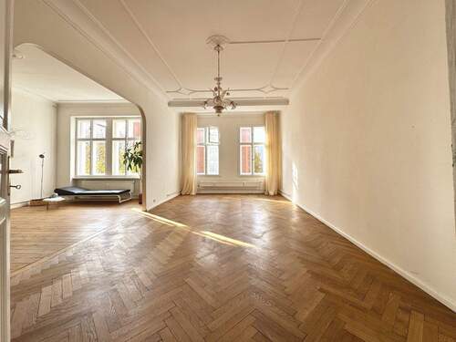 offener Wohn-/Essbereich - 4 Zimmer Etagenwohnung zum Kaufen in Berlin