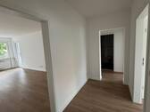 Flur - 3 Zimmer Wohnung in City Lage !!!!!!