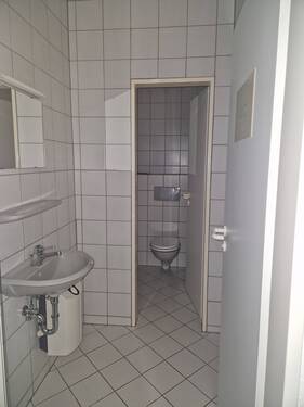 WC.jpg - 