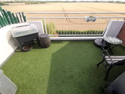 Geräumiger Sonnenbalkon - 