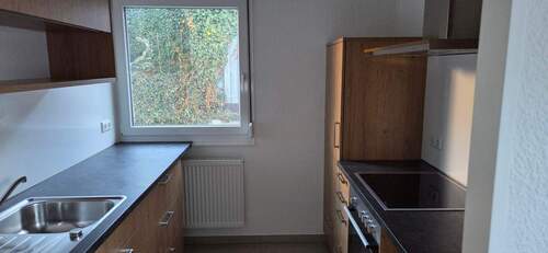 Einbauküche.jpg - 6 Zimmer Einfamilienhaus in Rottenburg a. d. Laaber